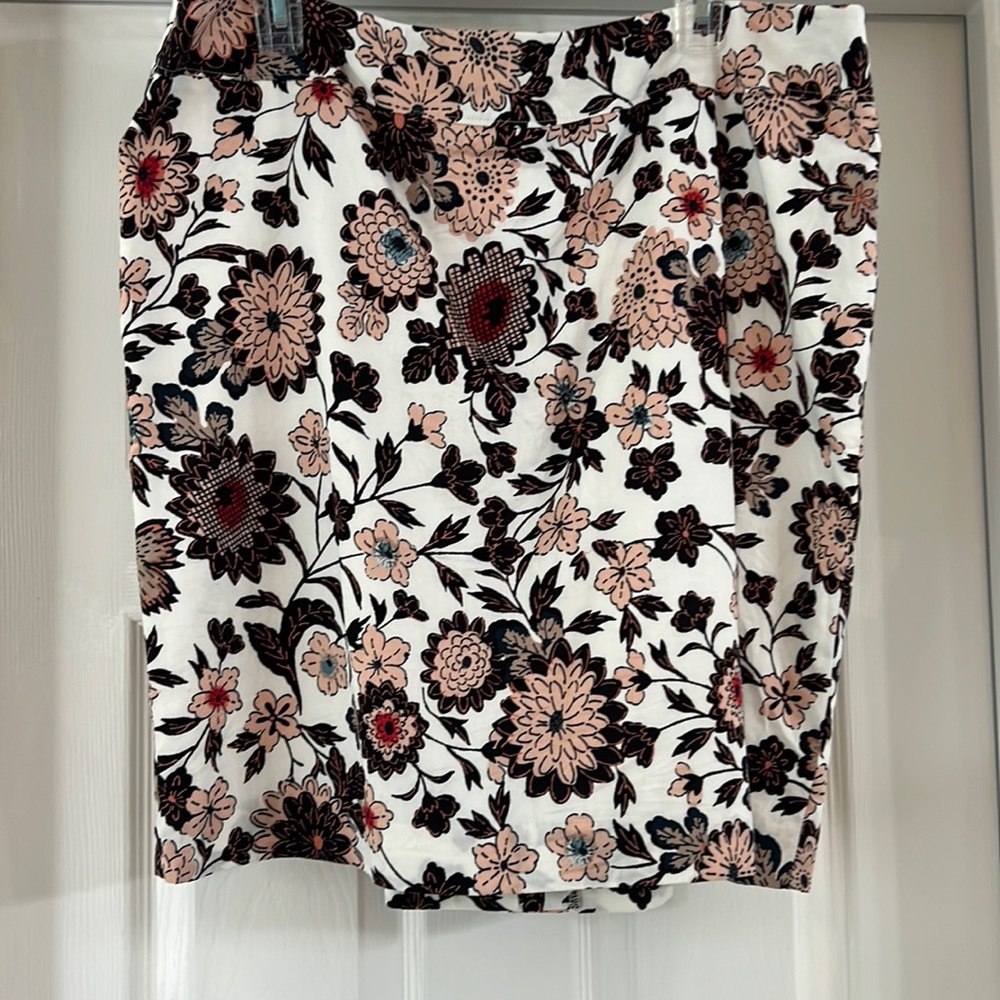 Women’s skirt
